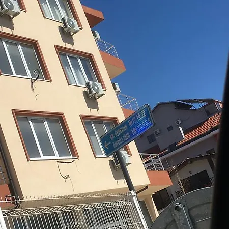 светла * Несебър